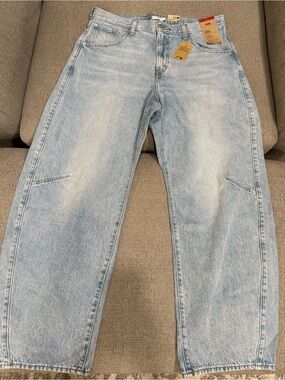 Levi Clinch Barrel Jeans